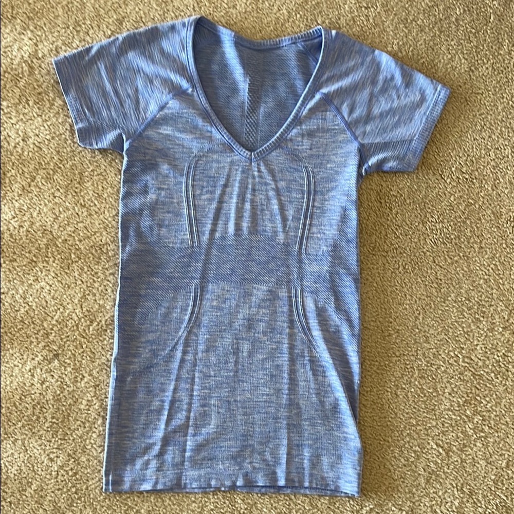 Lululemon Swiftly v-neck